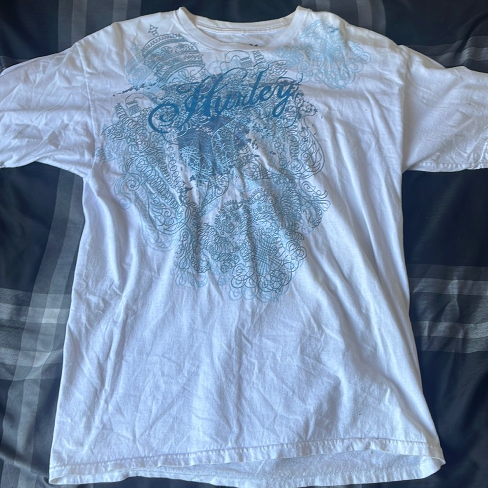 Hurley emo style tee